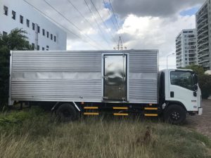 Alternative view of ISUZU NQR550 THÙNG KÍN XE TẢI 5.4 TẤN DÀI 6M3